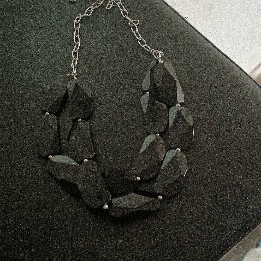 Double strand big black stones and silver necklace